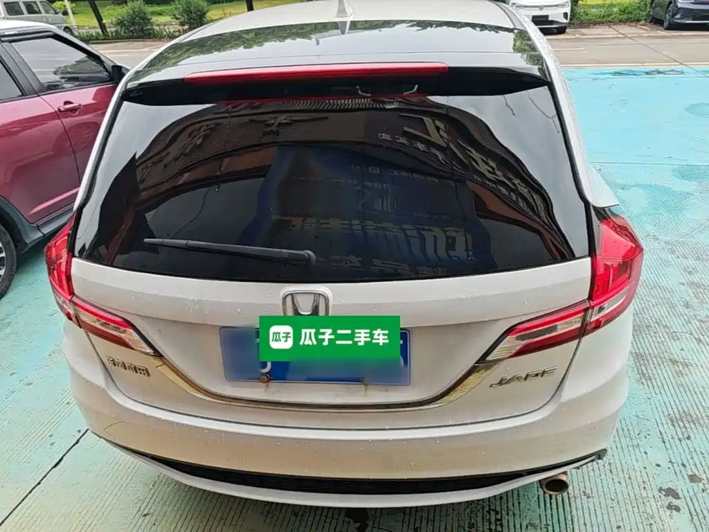 Jade 1.8 L Auto Comfort 5-seat