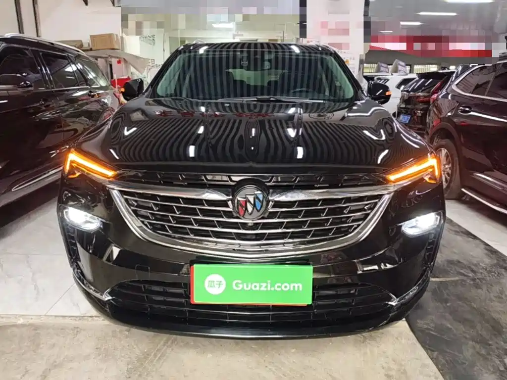 Enclave 652 T 2 WD Distinguished 7-seat