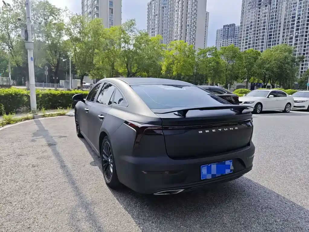 Besturn B70 1.5 T Auto Pleasure