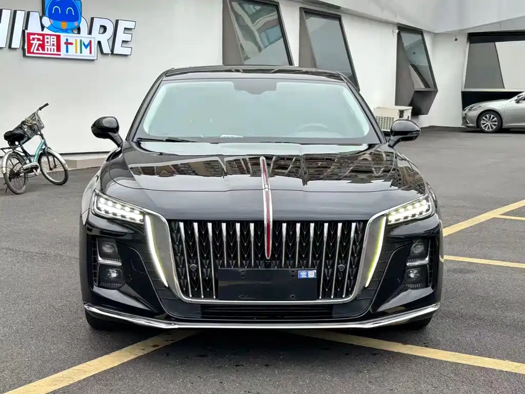 Hongqi H5 1.5 T DCT Connected Flagship Charm