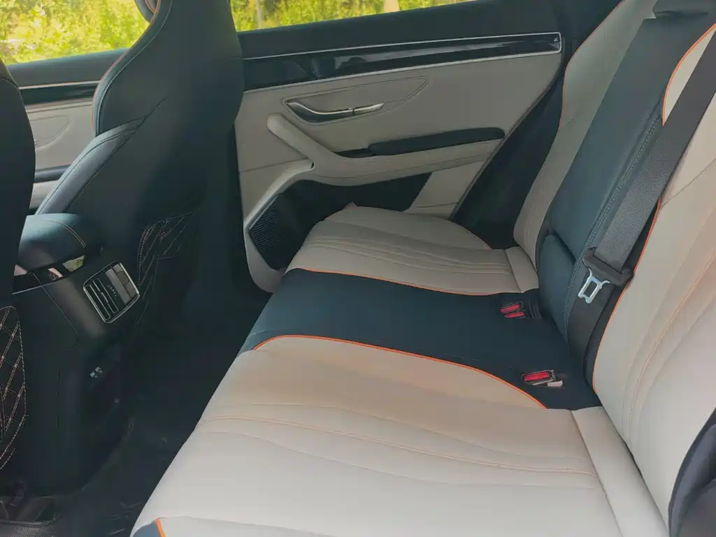 Song PLUS NEV DM-i 110 KM Flagship