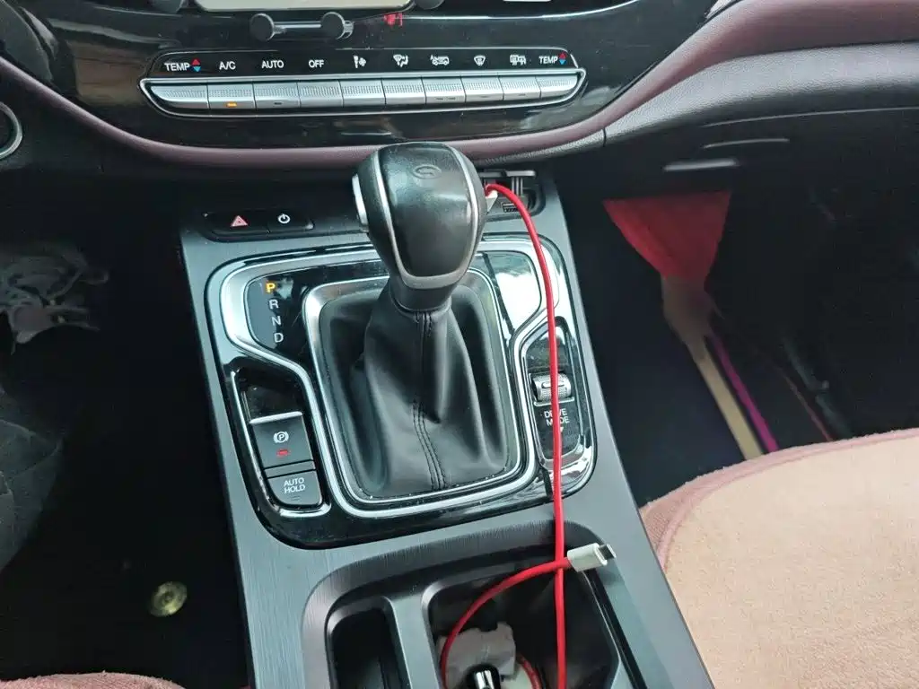 GAC Trumpchi M6 PRO 270 T Auto Premium
