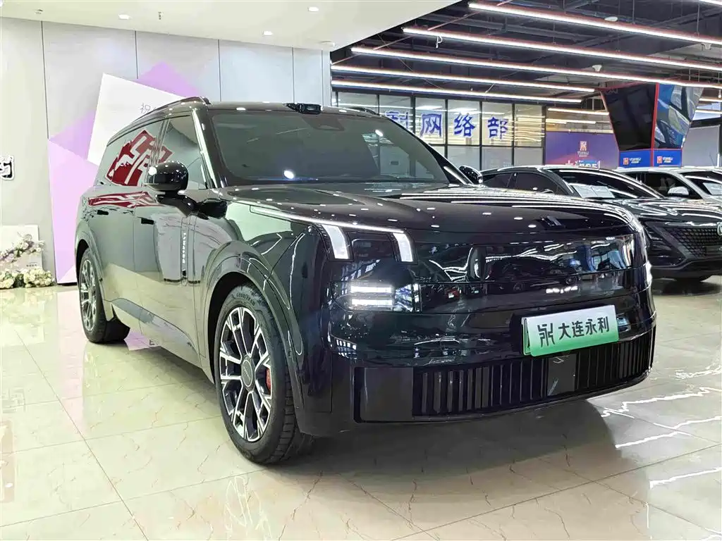 Lynk & Co 900 领克900 2025款 1.5 T Ultra 6座