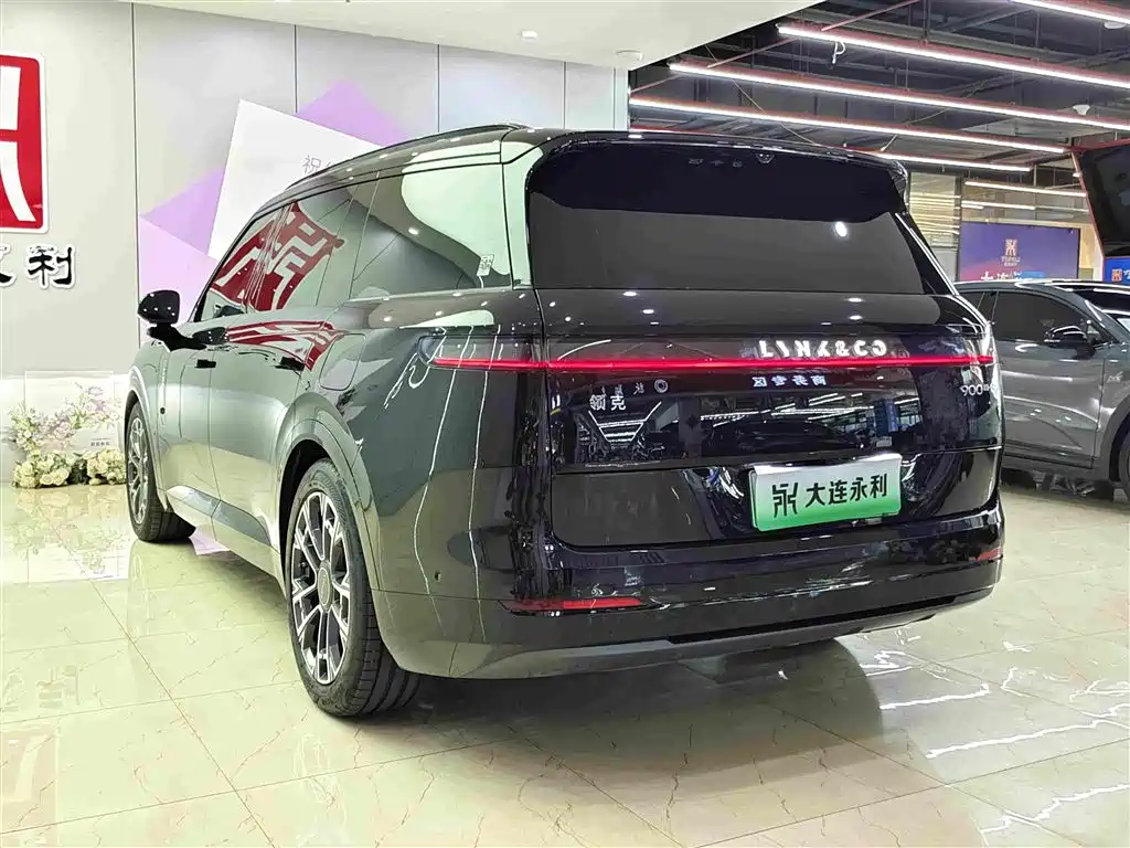 Lynk & Co 900 领克900 2025款 1.5 T Ultra 6座