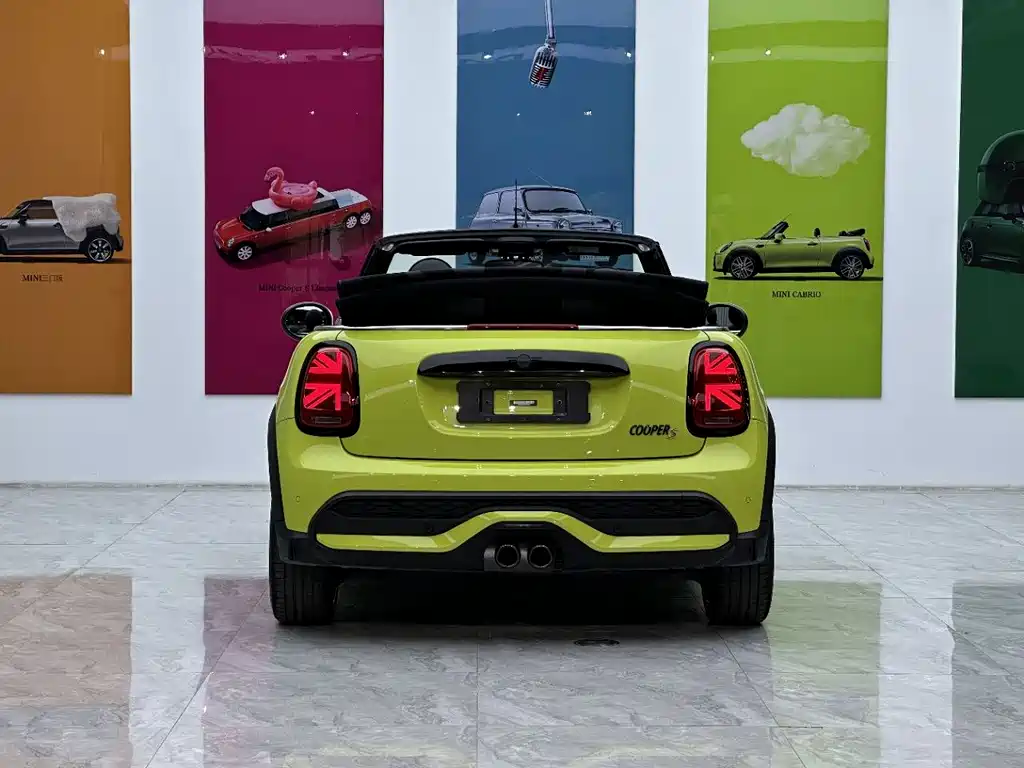MINI MINI 2022款 2.0 T COOPER S CABRIO 经典派