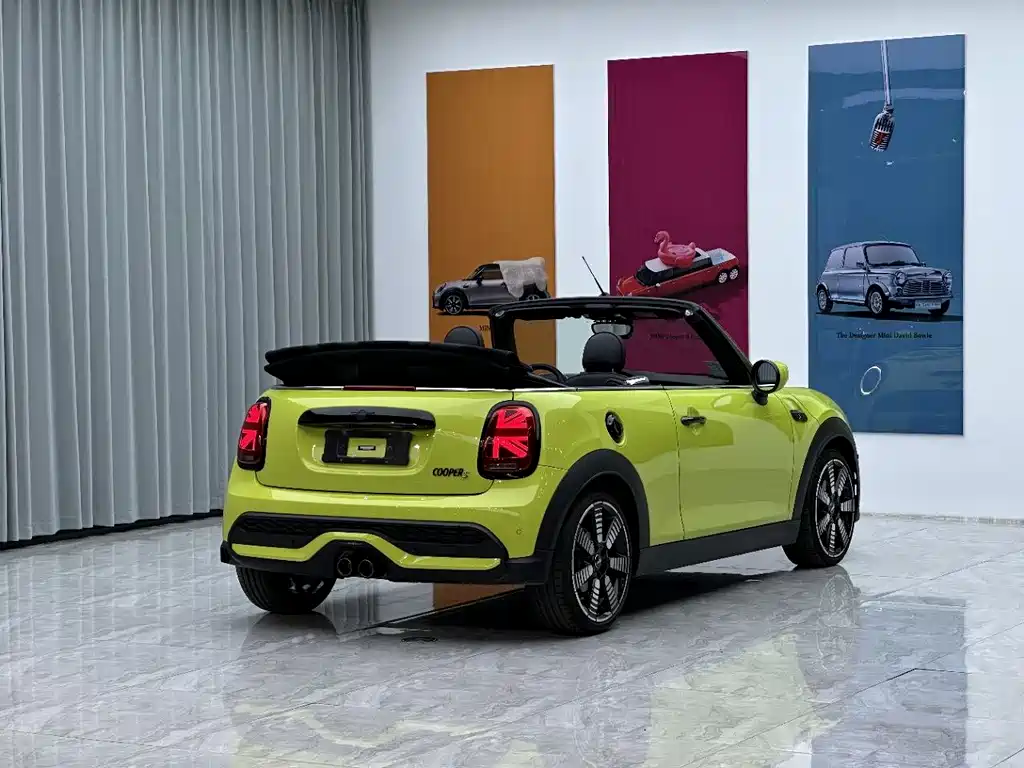 MINI MINI 2022款 2.0 T COOPER S CABRIO 经典派
