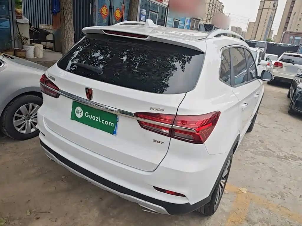 Roewe RX5 20 T Auto 4 G Connected Million
