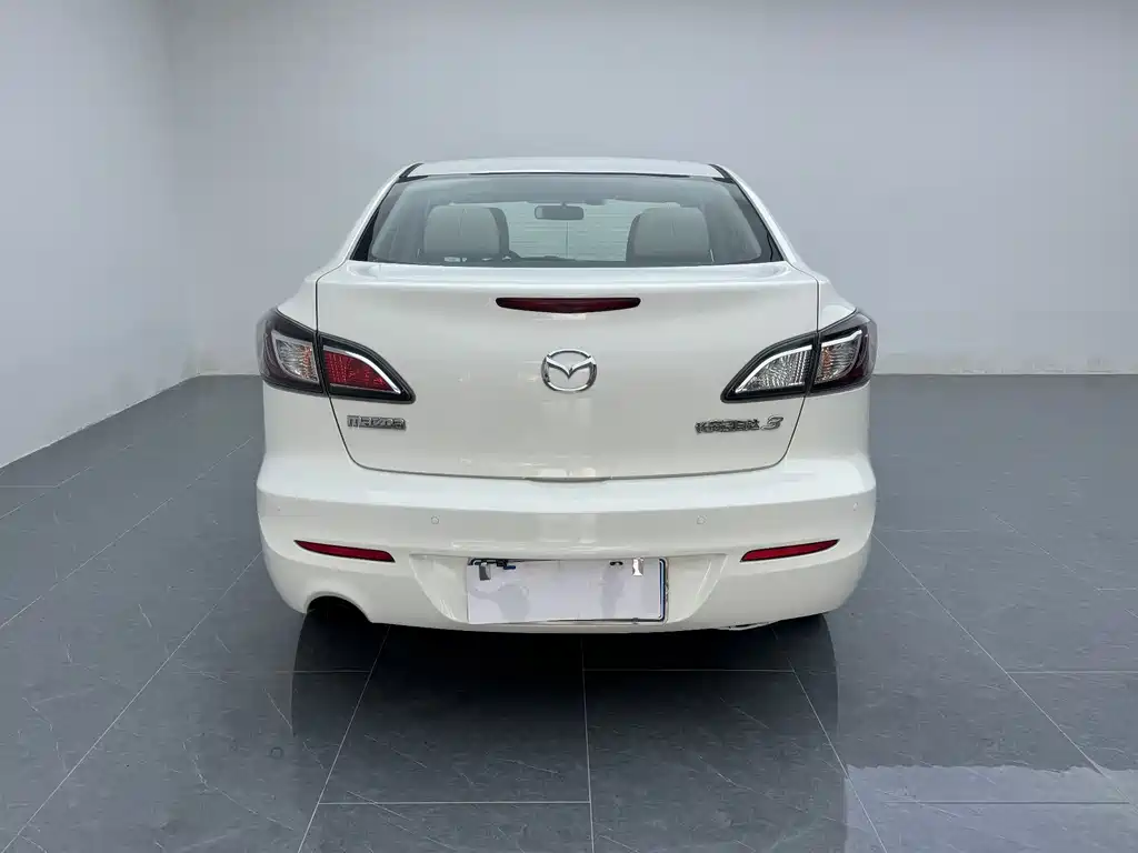 Mazda 3 Star 马自达3星骋 2015款 三厢 1.6 L 自动舒适型