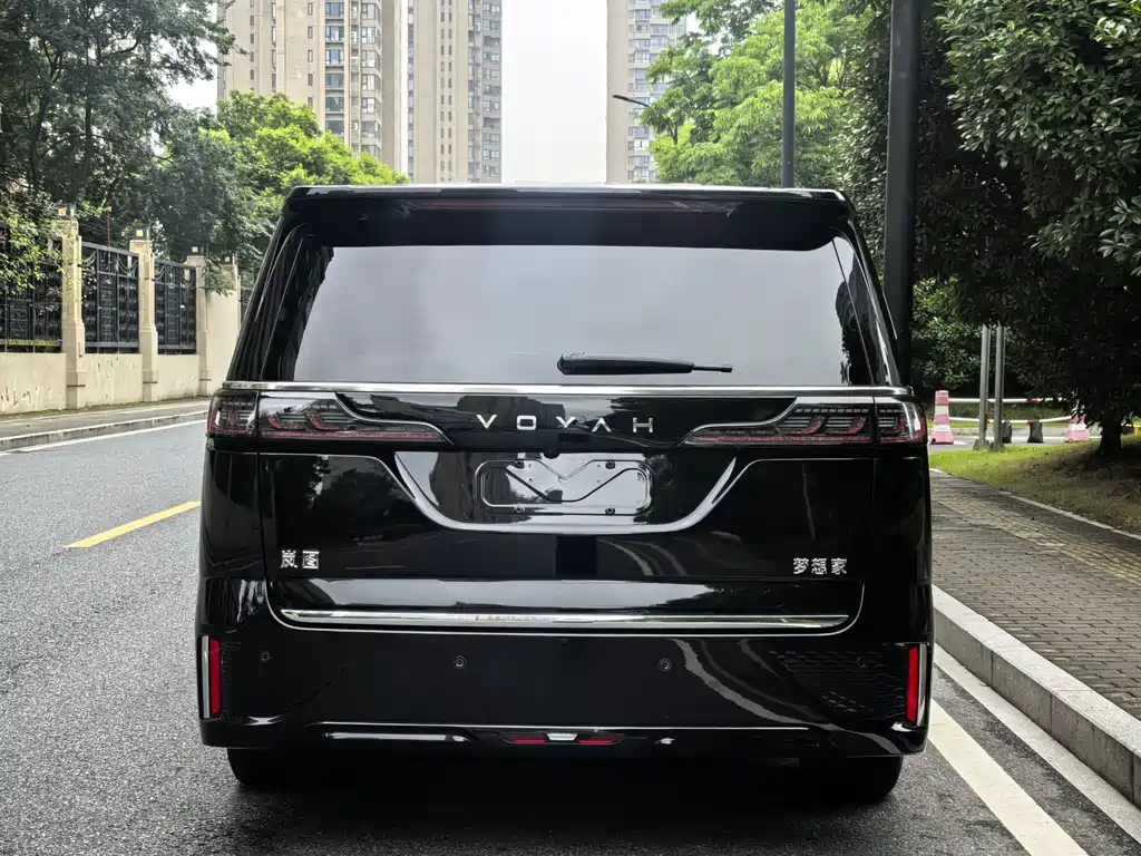 Voyah Dreamer PHEV Ultra Long Range Distinguished