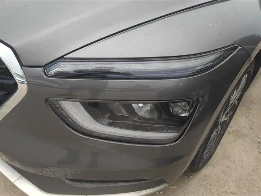 Mistra 1.8 L CVT GLX Elite