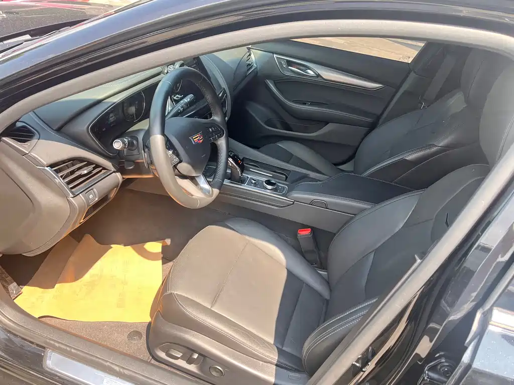 Cadillac CT5 28 T Luxury