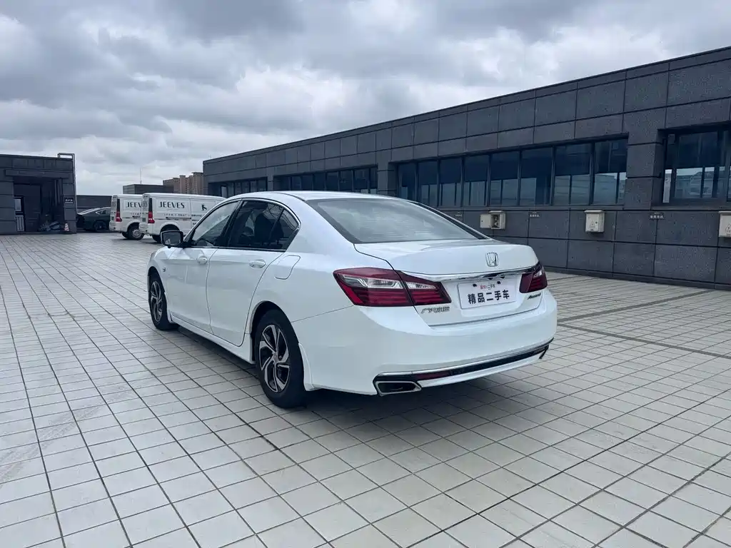 Accord 2.0 L Elite