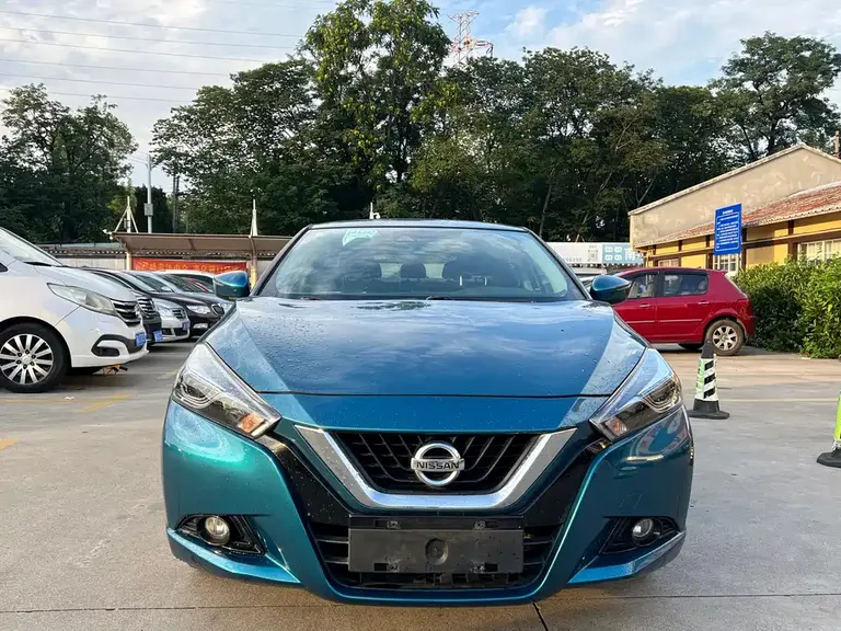 Nissan Lannia 1.6 L CVT High Energy