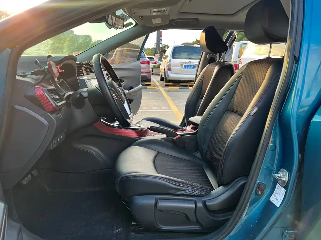 Lannia 1.6 L CVT High Energy