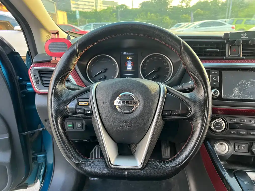Lannia 1.6 L CVT High Energy