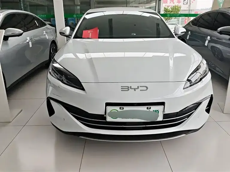 BYD Seal 06 DM-i 80 KM Distinguished