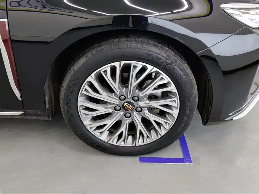Hongqi H5 2.0 T Auto Connected Flagship