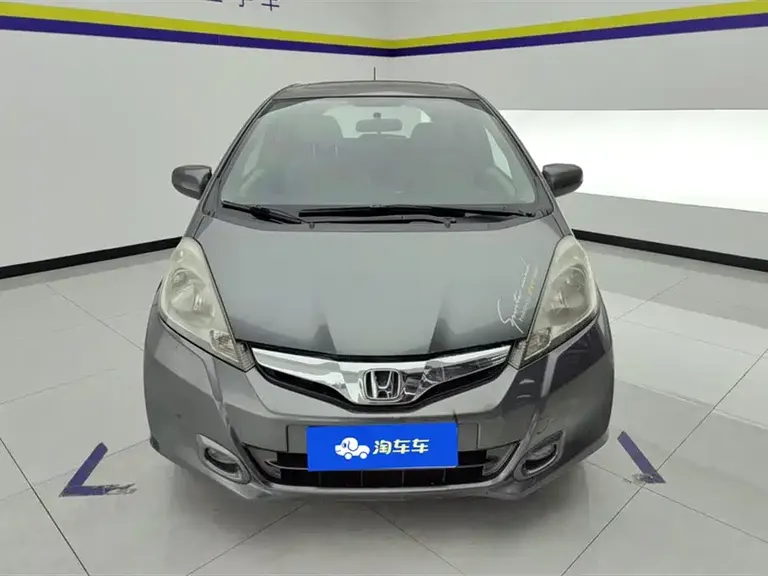 Honda Fit 1.5 L Auto Luxury
