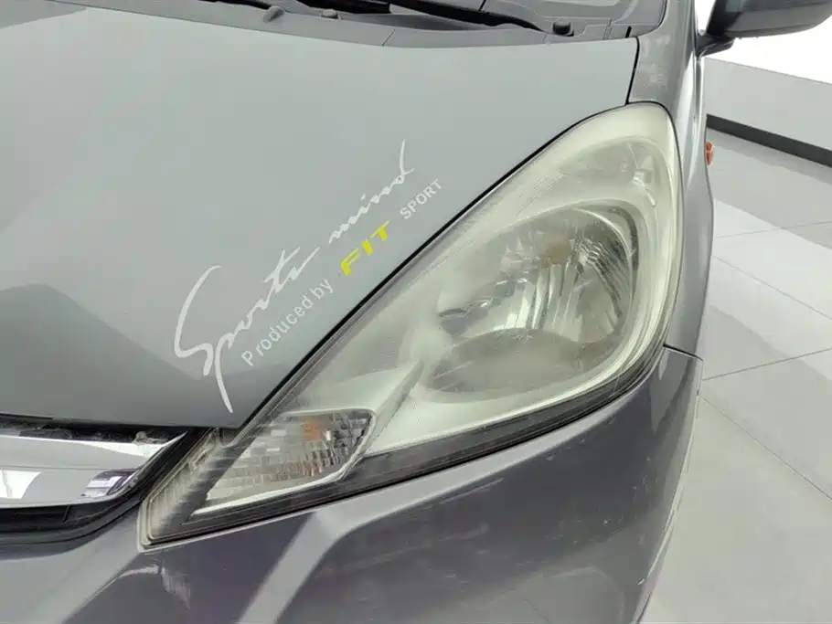 Fit 1.5 L Auto Luxury