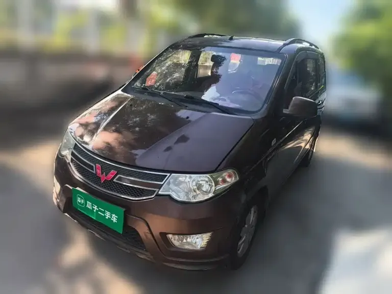 Wuling Hongguang 1.5 L Facelift S Comfort