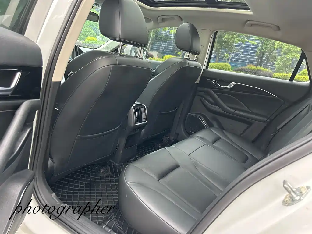 Besturn B70 3 rd Gen 1.5 T Auto Smooth Enjoyment
