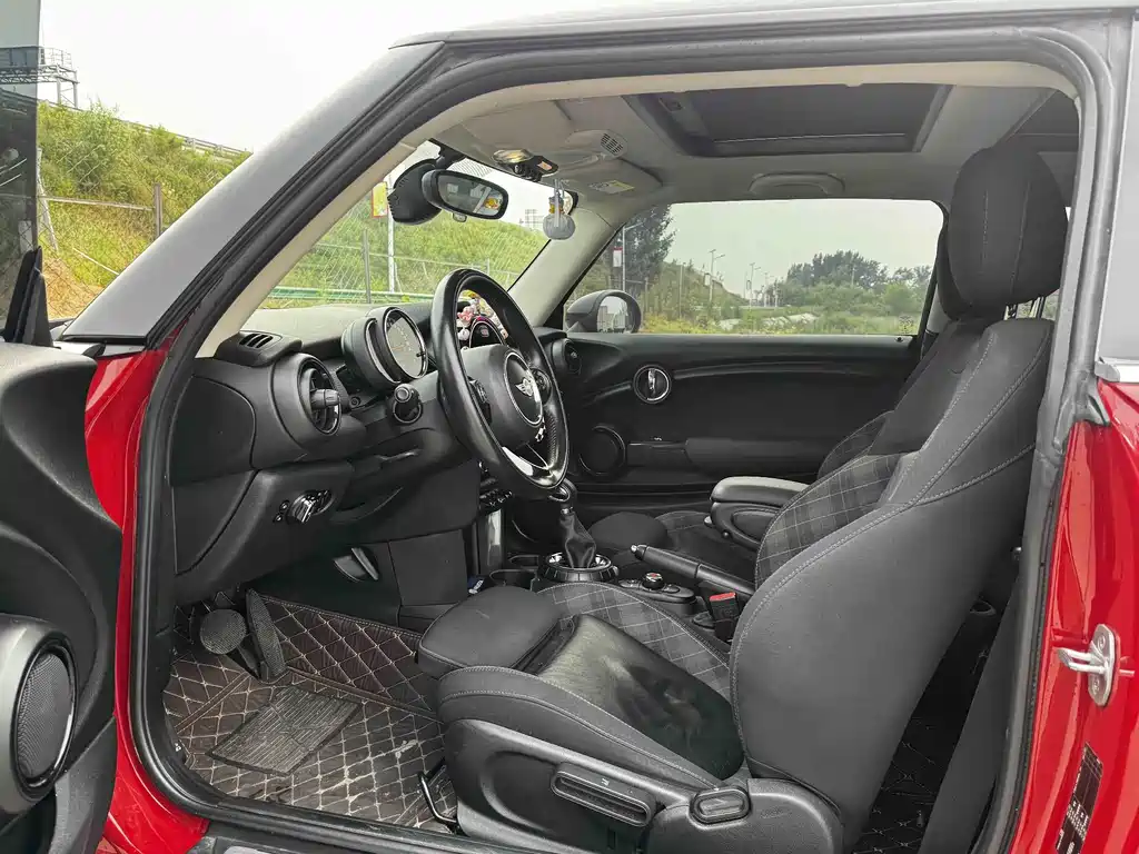 MINI 1.5 T COOPER