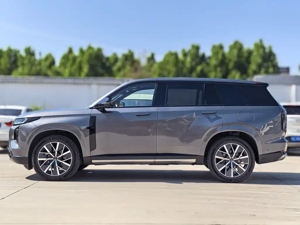 Trumpchi Xiangwang S7 205 km Max Lidar