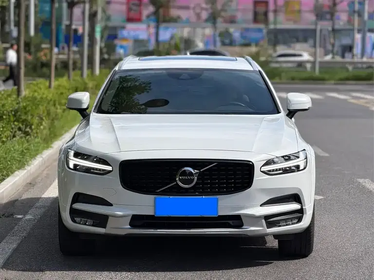 Volvo V90 沃尔沃V90 2019款 Cross Country T5 AWD 智远版 国VI