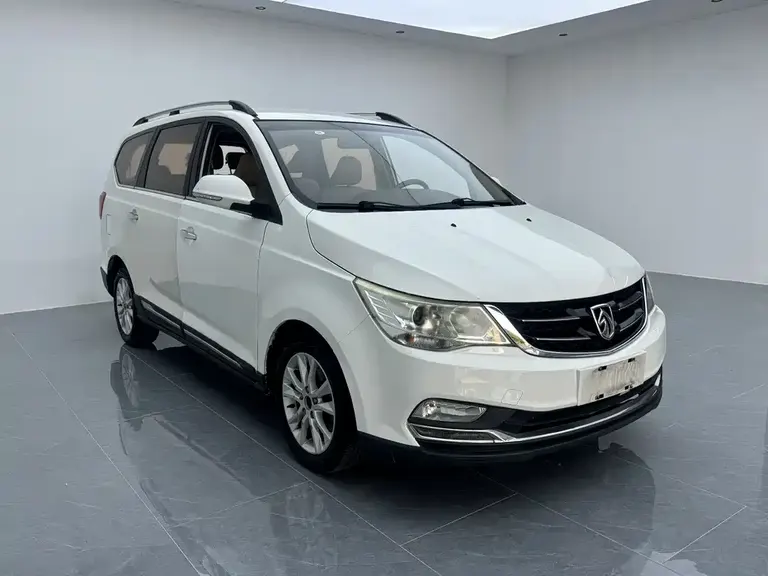 Baojun 730 1.5 L Manual Value 7-seat CN-V