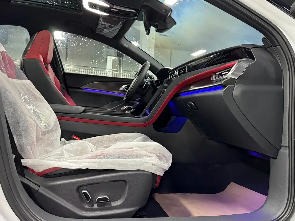 Hongqi H6 红旗H6 2025款 2.0 T 致臻版