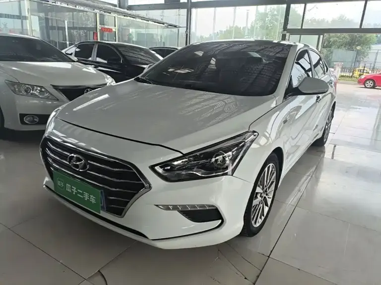 Hyundai Mistra 1.6 T Auto Intelligent GLS CN-V