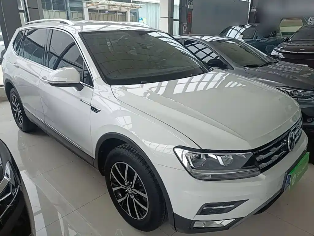 Tiguan L Facelift 330 TSI Auto 2 WD Comfort