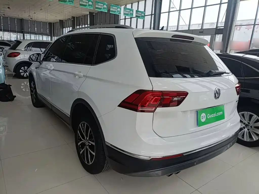 Tiguan L Facelift 330 TSI Auto 2 WD Comfort