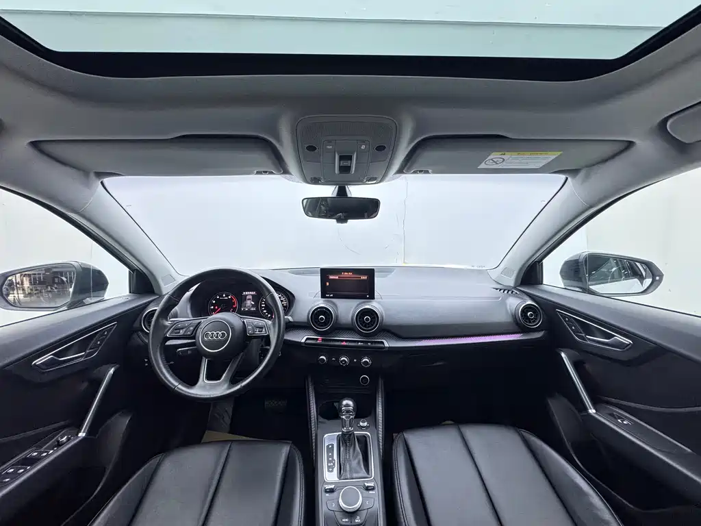 Audi Q2 L 35 TFSI Launch Exclusive CN-VI