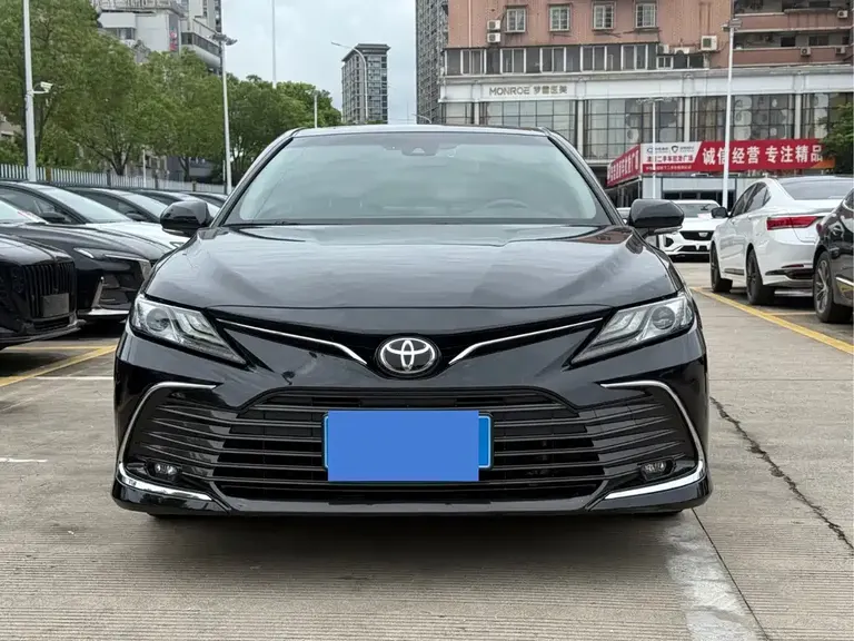 Toyota Camry 2.0 G Luxury