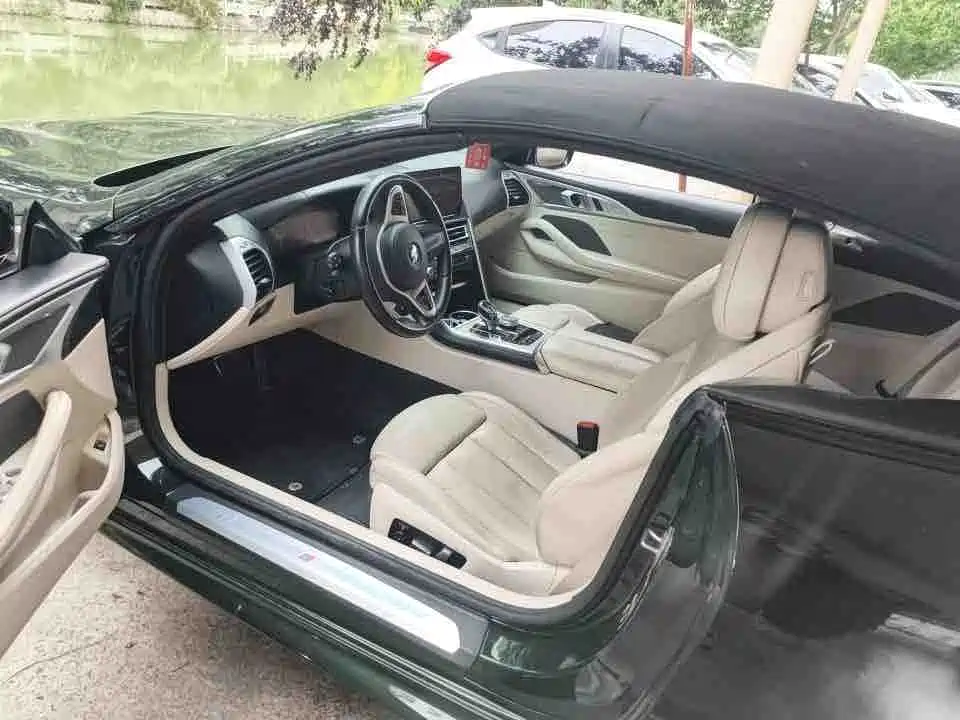 BMW 8 Series 840 i Convertible Coupe M Sport Package