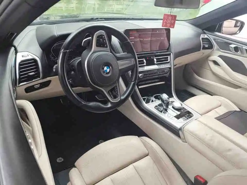 BMW 8 Series 840 i Convertible Coupe M Sport Package