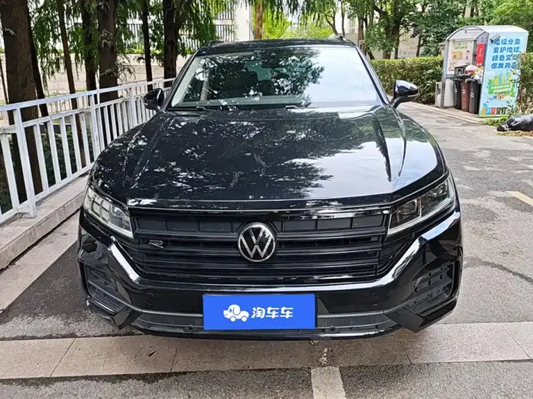 Volkswagen Touareg 2.0 TSI Sharp Style