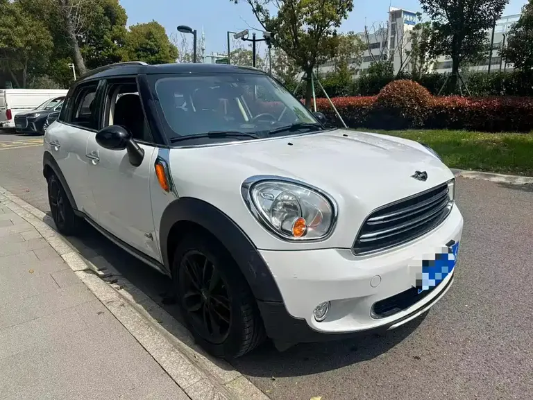 MINI COUNTRYMAN 1.6 T COOPER ALL4 Fun