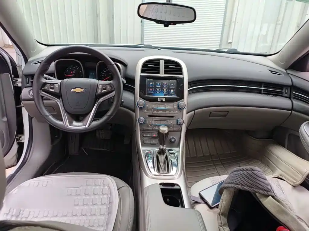 Malibu 2.0 L Auto Luxury