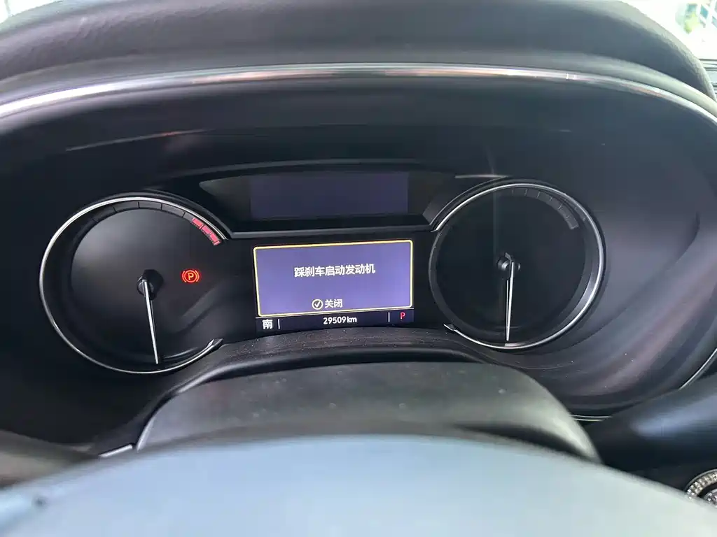 Cadillac CT5 28 T Luxury (Standard)