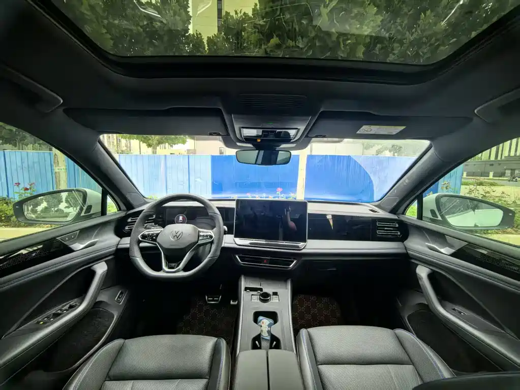 Tiguan L PRO 380 TSI 4 WD R-Line Smart Leading