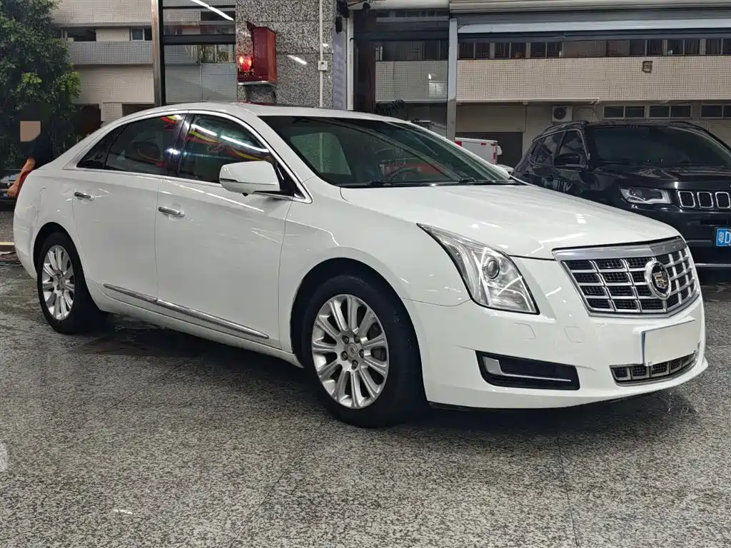 Cadillac XTS 28 T Comfort