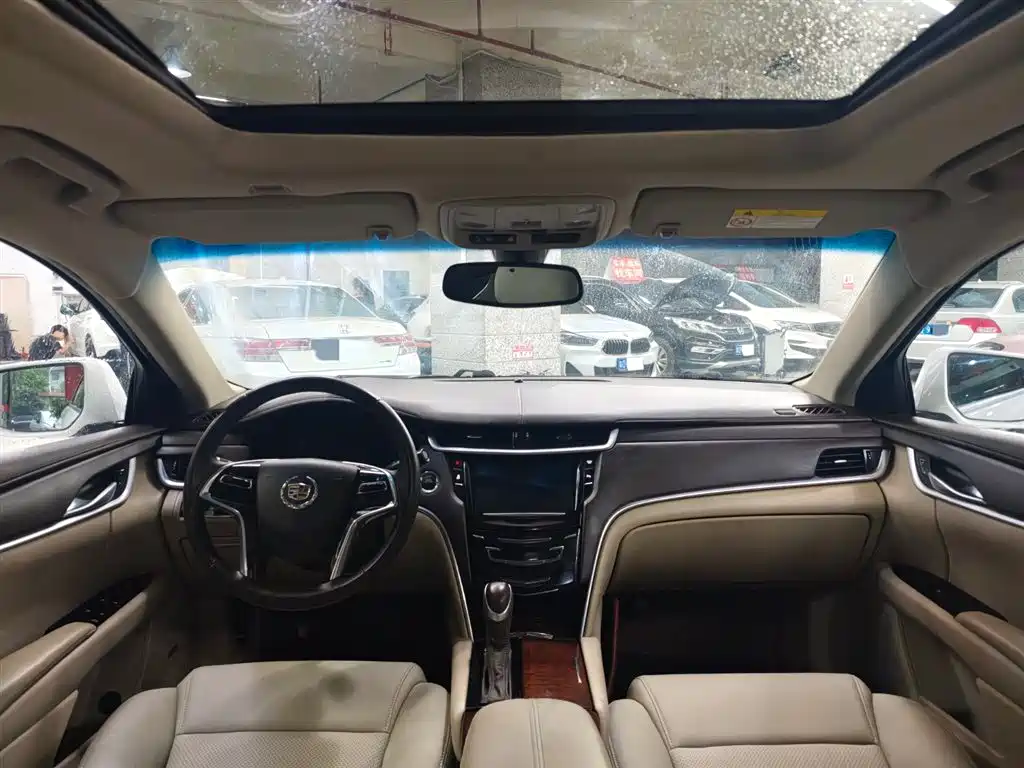 Cadillac XTS 28 T Comfort
