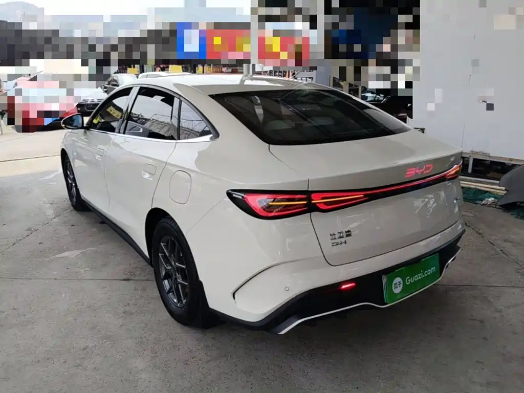 Seal 06 DM-i 80 KM Luxury