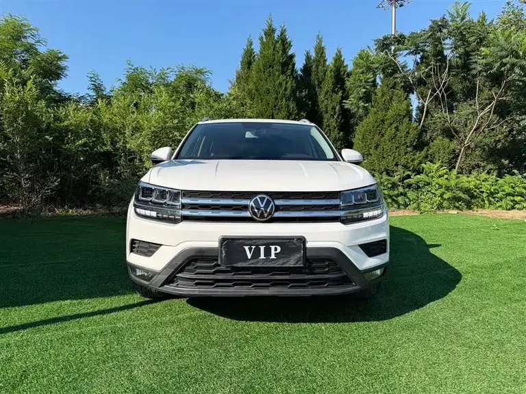 Volkswagen Tharu 280 TSI 2 WD Comfort