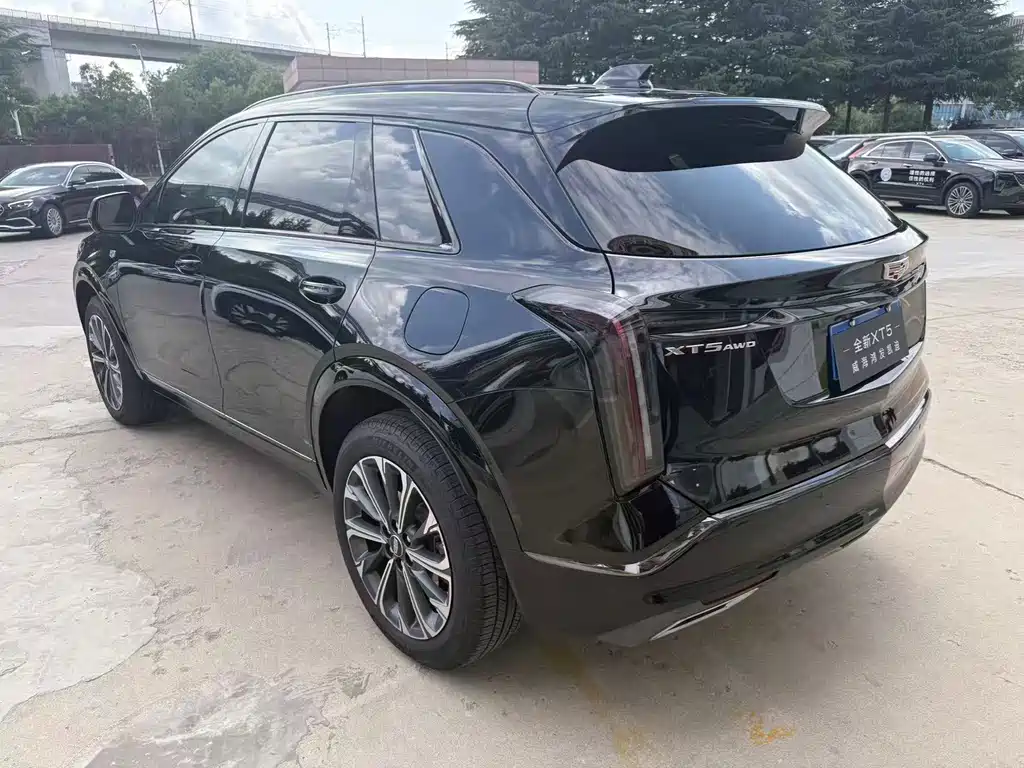 Cadillac XT5 2.0 T Luxury