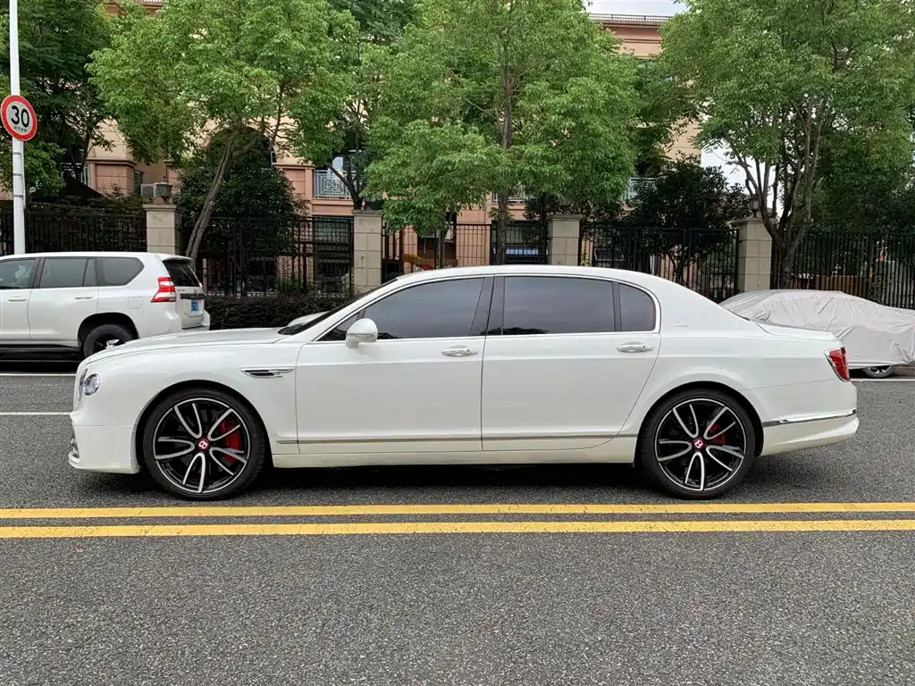 Flying Spur 6.0 T Standard