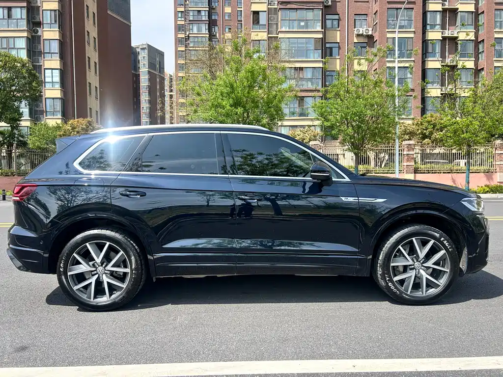 Touareg 3.0 TSI Sharp Edge CN-VI