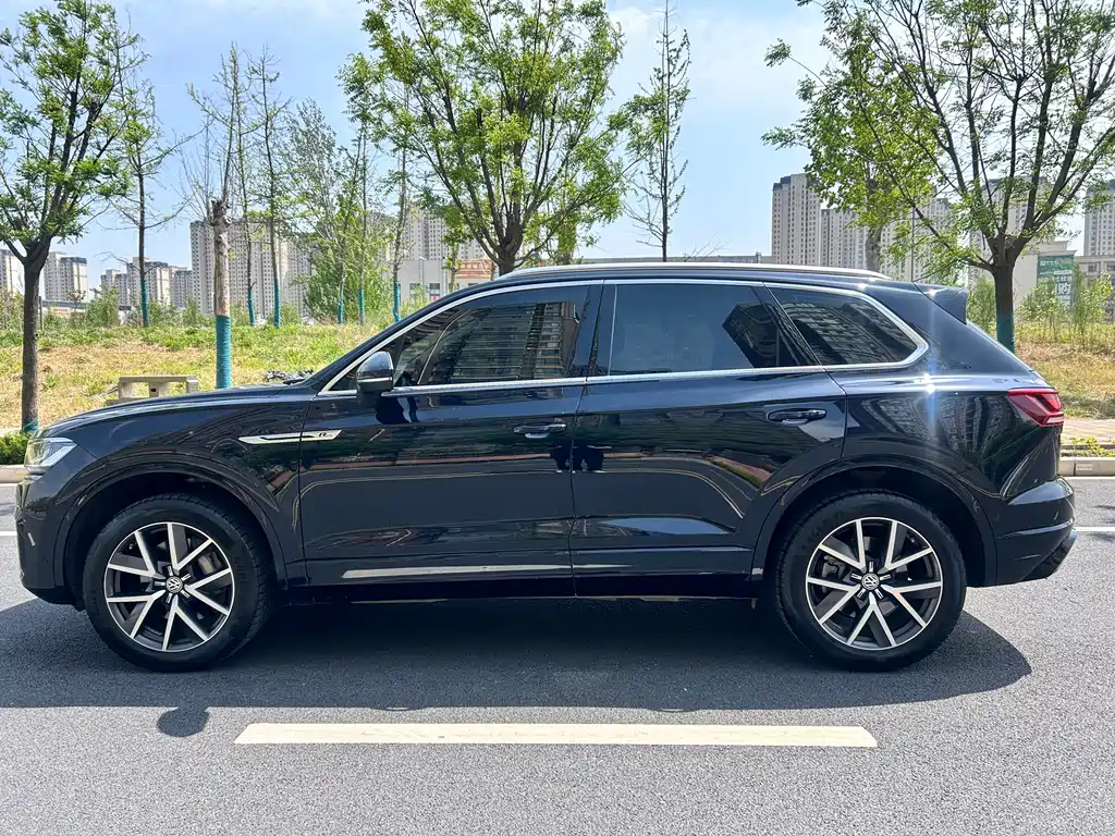Touareg 3.0 TSI Sharp Edge CN-VI